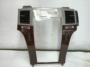 2007-2014 GMC Yukon Silver Radio Dash Instrument Panel Bezel with Vents (Used OEM)