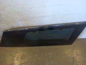 2015-2021 Kia Sedona Rear Door Quarter Glass - Right (Passenger) (Used OEM)