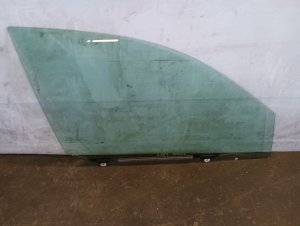 2006-2014 Toyota RAV4 Door Glass - Front, Right (Passenger) (Used OEM)