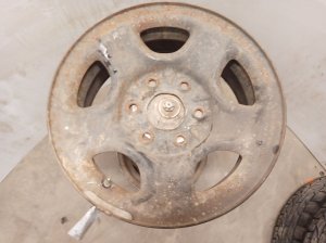 2001-2006 GMC Yukon Black 16x6.5 Steel Full Size Spare Wheel (Used OEM)