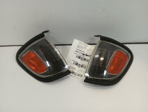 2001-2004 Toyota Tacoma Chrome Chrome Headlight Assembly - Left (Driver) (Used OEM)