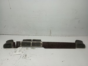 2007-2014 Cadillac Escalade Woodgrain Dash Vent Set (Used OEM)