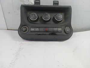 2011-2013 Jeep Wrangler Manual Temperature Control with Heated Seats and Rear Wiper (Used OEM)