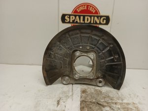 2014-2018 Jeep Cherokee Front Spindle Steering Knuckle - Right (Passenger) (Used OEM)