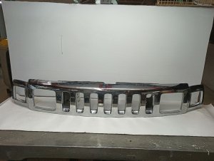 2009-2010 Hummer H3T Chrome Chrome Upper Radiator Grille (Used OEM)