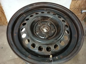 1995-2005 Pontiac Sunfire Black Wheel (Used OEM)