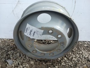  Volvo VNL 22.5x8.25 10-Hole Aluminum Wheel (Used OEM)