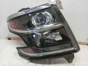 2015-2017 Chevrolet Suburban Halogen Headlight Assembly - Right (Passenger) (Used OEM)