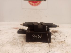 2004-2006 Jeep Wrangler Flat Pin Connector Ignition Coil (Used OEM)