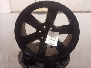 2015-2020 GMC Yukon Black 22-Inch 6-Spoke Painted Alloy Wheel (Used OEM)