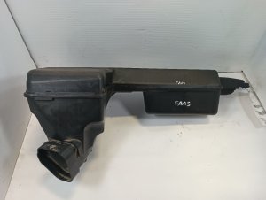 2017-2020 Nissan Pathfinder Engine Air Intake Resonator and Tube Assembly (Used OEM)