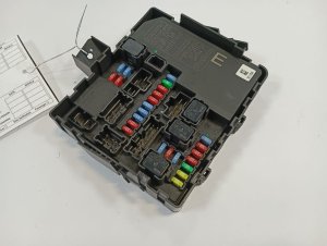 OEM Fuse Box for 2011-2012 Nissan TITAN (OEM)
