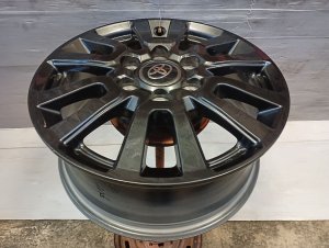 2024 Toyota Land Cruiser Black 18x7 Painted Charcoal Alloy Wheel (Used OEM)