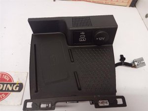 2022-2024 Ford Maverick Front Console Wireless Charger Module (Used OEM)