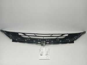 2019-2025 Chevrolet Malibu Black Upper Grille (Used OEM)