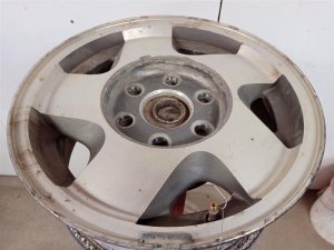 1992-1999 GMC C1500 Silver Wheel (Used OEM)