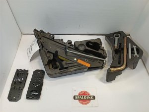2004-2010 Volkswagen Touareg Scissor Jack with Tool Kit (Used OEM)