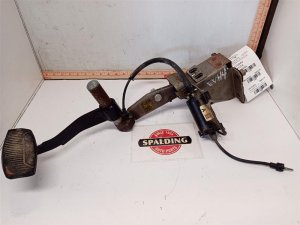 2003-2005 Ford Excursion Power Adjustable Brake Pedal Assembly (Used OEM)