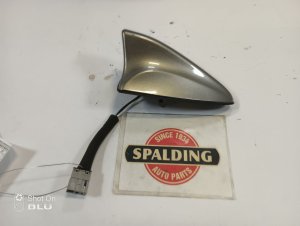2013-2018 Hyundai Santa Fe Sport Gray Roof Mounted Shark Fin Antenna (Used OEM)