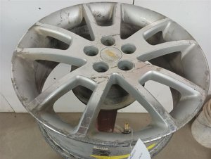 2006-2012 Chevrolet Malibu 17x7 5 Double-Spoke Alloy Wheel (Used OEM)