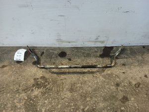 2001-2004 Toyota Tacoma Front Suspension Stabilizer Bar (Used OEM)