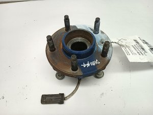 2001-2005 Buick Park Avenue Hub Assembly (Used OEM)