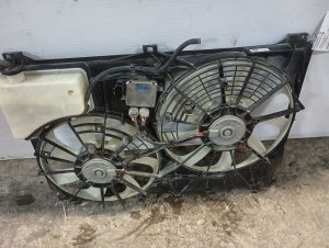2014-2019 Toyota Highlander A/C Condenser Fan Motor (Used OEM)
