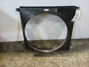 2007-2009 Toyota FJ Cruiser Engine Cooling Fan Shroud (Used OEM)