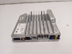 2018-2022 GMC Terrain Radio Receiver with 8-Inch Touchscreen and Navigation (Used OEM)