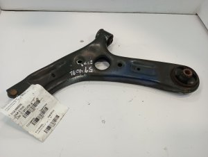 2014-2019 Kia Soul Suspension Control Arm - Front, Left (Driver) (Used OEM)