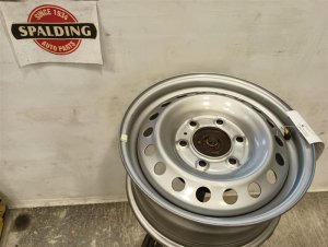 2024-2025 Ford Ranger Silver 16x7 Silver Steel Wheel (Used OEM)