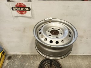2024-2025 Ford Ranger Silver 16x7 Silver Steel Wheel (Used OEM)