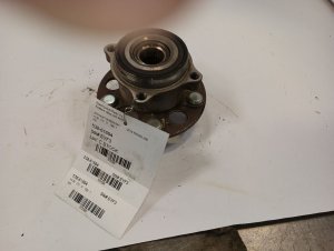 2017-2025 Honda Ridgeline Hub Assembly - Rear (Used OEM)