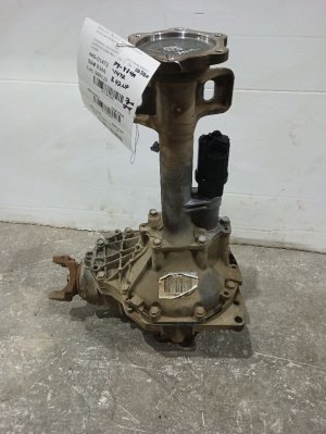 2013-2014 GMC Yukon Front Differential Carrier Assembly (Used OEM)