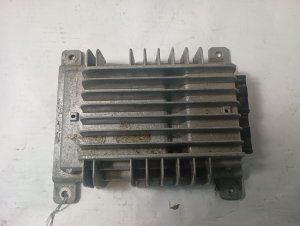 2014-2016 Nissan Rogue Bose Audio Amplifier (Used OEM)