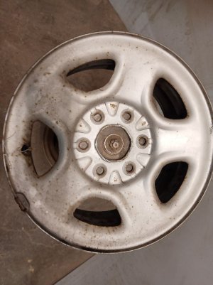 2000-2006 Chevrolet Tahoe 16x6.5 6-Lug Steel Wheel (Used OEM)