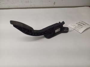 2020-2025 GMC Sierra 2500 HD Brake Pedal (Used OEM)