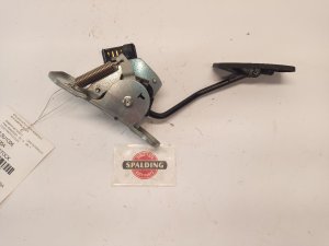 2005-2006 Subaru Legacy Brake Pedal (Used OEM)