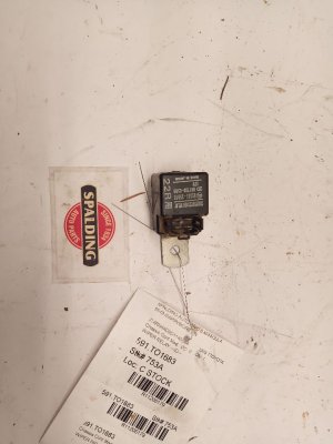 1982-1983 Toyota Pickup Body Control Module (Used OEM)