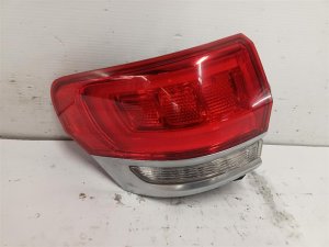 2017-2021 Jeep Grand Cherokee Quarter Panel Mounted Taillight Assembly - Left (Driver) (Used OEM)