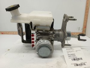 2024-2025 GMC Sierra 1500 ABS Control Module and Pump Assembly (Used OEM)