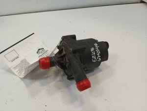 2012-2014 Toyota RAV4 EV Battery Coolant Water Pump - Right (Passenger) (Used OEM)