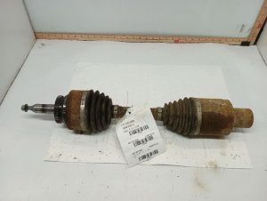 2007-2015 Lincoln Navigator Front Drive Axle Shaft Assembly - Right (Passenger) (Used OEM)