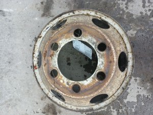 2000-2006 GMC Yukon 16-Inch 6-Hand Hole Steel Wheel (Used OEM)