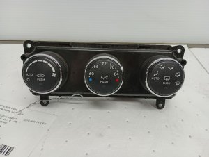 2014-2018 Jeep Wrangler Automatic Temperature Control Module (Used OEM)