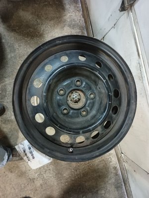 2014-2016 Kia Forte Black 15x6 Steel Wheel (Used OEM)
