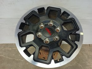 2024-2025 Toyota Tacoma Black 17x7.5 Black Machined Alloy Wheel (Used OEM)