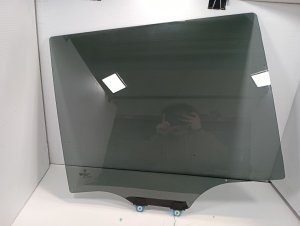 2009-2015 Honda Pilot Rear Door Window Glass with Privacy Tint - Right (Passenger) (Used OEM)