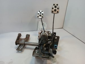 2008-2014 Subaru Impreza Clutch and Brake Pedal Assembly (Used OEM)