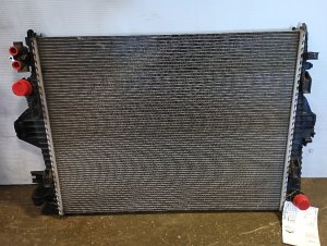 2011-2017 Volkswagen Touareg Radiator Assembly (Used OEM)